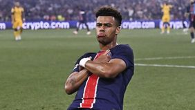 Dua pemain muda Paris Saint Germain (PSG), Senny Mayulu dan Desire Doue masuk dalam daftar pencetak gol termuda di final Liga Champions 2024/2025.