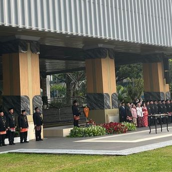 Pramono Lantik Ribuan Pejabat Fungsional DKI