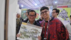 Gubernur DKI Jakarta, Pramono Anung secara resmi membuka Jakarta Illustration and Creative Arts Fair (JICAF) 2025 di The Space, Senayan City, Jakarta Pusat, Kamis, 18 September 2025.