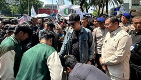 Badan Gizi Nasional (BGN) menegaskan komitmennya untuk terus mengedepankan prinsip keterbukaan, transparansi, dan akuntabilitas dalam menerima berbagai aspirasi masyarakat guna mendukung keberhasilan Program Makan Bergizi Gratis (MBG).