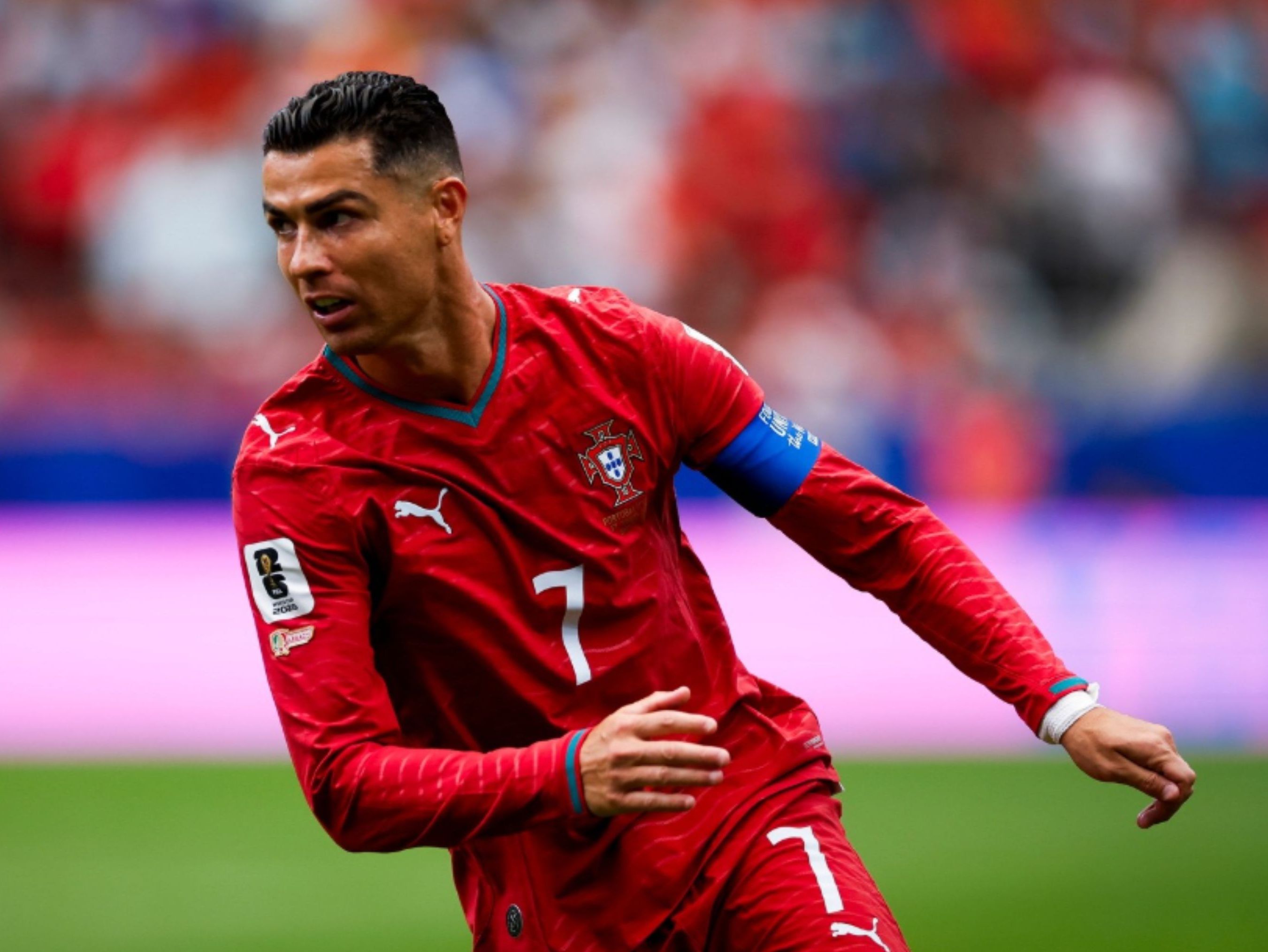 Cristiano Ronaldo <b>(Cristiano Ronaldo IG)</b>