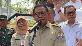 Gubernur DKI Jakarta, Pramono Anung menegaskan bahwa proses pembongkaran tiang monorel mangkrak di Jakarta akan mulai dilakukan pada pekan depan, tepatnya pada minggu ketiga Januari 2026. 