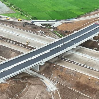 Jalan Tol Probolinggo-Banyuwangi Segmen Gending-Kraksaan Dibuka Fungsional Selama Libur Natal-Tahun Baru