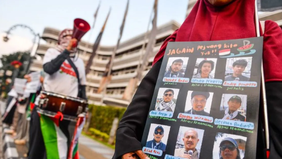 Direktur Eksekutif Amnesty International Indonesia, Usman Hamid, mendesak pemerintah Indonesia untuk segera mengambil langkah konkret dalam membebaskan sembilan warga negara Indonesia (WNI) yang ditangkap militer Israel saat menjalankan misi kemanusi