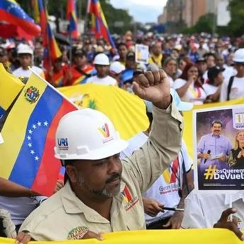 Ribuan Warga Venezuela Desak Pembebasan Nicolas Maduro