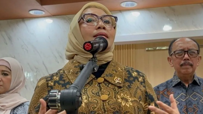 Menteri Pemberdayaan Perempuan dan Perlindungan Anak (PPPA) Arifah Fauzi di Balai Kota, Jakarta, Kamis (4/6/2026). ANTARA/Lifia Mawaddah Putri.