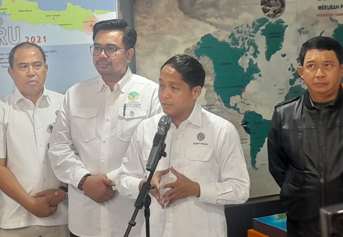 Menteri Kehutanan (Menhut) Raja Juli Antoni <b>(NTVNews.id/ Adiansyah)</b>
