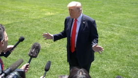 Presiden Amerika Serikat, Donald Trump, pada Jumat, 1 Mei 2026 menyatakan dengan bangga bahwa Angkatan Laut AS bertindak &ldquo;seperti perompak&rdquo; dalam operasi blokade terhadap pelabuhan Iran, di saat konflik dengan negara tersebut mendekati batas waktu le