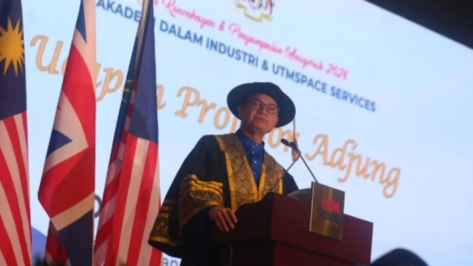 Kepala Badan Pengawas Obat dan Makanan (BPOM) Taruna Ikrar saat menerima penugasan akademik sebagai Adjunct Professor bidang Advanced Cell Gene Therapy Pharmacology dari UTMSPACE Services di Kuala Lumpur, Malaysia, Sabtu (23/5/2026). ANTARA/HO-BPOM