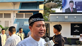 Mantan Direktur Jenderal Penyelenggaraan Haji dan Umrah Kementerian Agama, Hilman Latief, membantah tuduhan menerima aliran dana dalam kasus dugaan korupsi kuota haji yang tengah diselidiki Komisi Pemberantasan Korupsi.