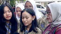 Wapres Gibran Beri Motivasi Siswa SMAN 1 Pontianak Usai Polemik LCC Empat Pilar MPR RI