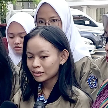 Wapres Gibran Beri Motivasi Siswa SMAN 1 Pontianak Usai Polemik LCC Empat Pilar MPR RI