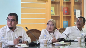 Kementerian Pendidikan Dasar dan Menengah menegaskan tidak melakukan pemutusan hubungan kerja (PHK) massal terhadap 237.196 guru non-ASN yang telah terdata dalam sistem Data Pokok Pendidikan (Dapodik). 