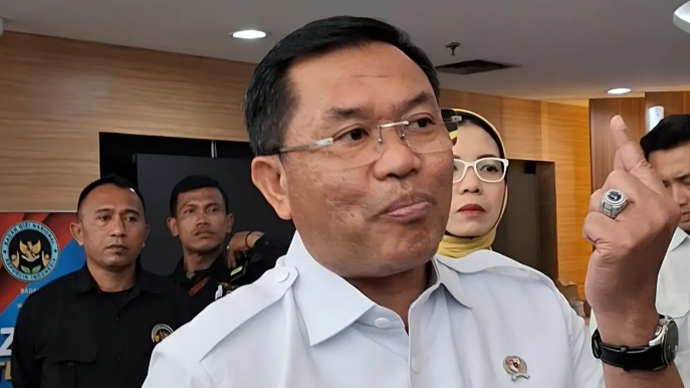 Wakil Kepala BGN Sony Sonjaya menemui para demonstran yang diduga menjadi korban penipuan titik SPPG Kantor BGN, Jakarta Pusat, Selasa (26/5/2026). ANTARA/Lintang Budiyanti Prameswari.