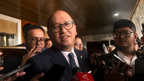Chief Executive Officer (CEO) Danantara Indonesia Rosan Roeslani menegaskan langkah penataan ekspor sumber daya alam (SDA) dilakukan untuk meningkatkan nilai tambah ekonomi nasional melalui sistem perdagangan yang lebih transparan dan terintegrasi.
