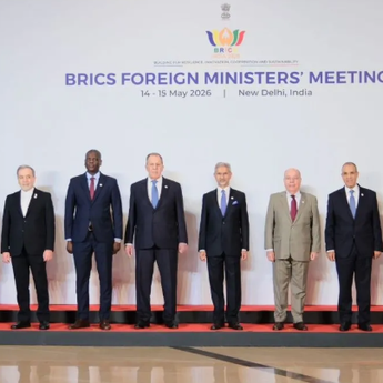 Iran dan Rusia Bahas Isu Nuklir serta Konflik Timur Tengah di Forum BRICS
