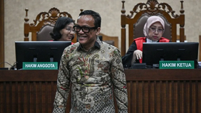 Mantan Wakil Menteri Ketenagakerjaan periode 2024&ndash;2025 Immanuel &ldquo;Noel&rdquo; Ebenezer Gerungan menanggapi santai dugaan adanya aliran dana kepada Menteri Ketenagakerjaan periode 2019&ndash;2024.