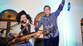 Menteri Koperasi, Ferry Juliantono, menegaskan bahwa koperasi memiliki peran strategis sebagai motor utama dalam mewujudkan transformasi Ekonomi Pancasila yang sejalan dengan amanat konstitusi, khususnya Pasal 33 UUD 1945.
