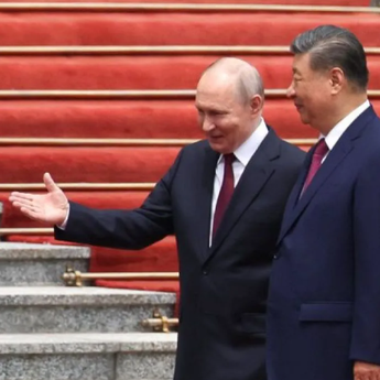 Putin dan Xi Tandatangani Deklarasi Dunia Multipolar di Beijing