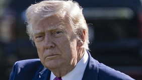 Presiden Amerika Serikat Donald Trump kembali menuai sorotan setelah laporan CNN menyebut dirinya pernah mengancam, membuka kemungkinan menyerang, atau benar-benar melakukan serangan terhadap 15 negara selama dua periode kepemimpinannya.