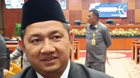 Komisi Pemberantasan Korupsi (KPK) memeriksa Bupati Penajam Paser Utara (PPU) Mudyat Noor bersama 22 saksi lainnya dalam penyidikan kasus dugaan gratifikasi terkait produksi batu bara di Kabupaten Kutai Kartanegara, Kalimantan Timur.