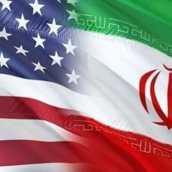 AS Tembaki Kapal Tanker Berbendera Iran di Teluk Oman