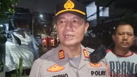 Polsek Matraman mengamankan seorang pria berinisial A (24) yang diduga melakukan aksi teror pembakaran di sejumlah titik di wilayah Kelurahan Pisangan Baru, Kecamatan Matraman, Jakarta Timur.