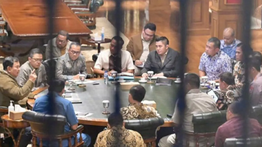 Prabowo Pimpin Ratas di Hambalang, Fokus pada Perlindungan Pekerja dan Peran Kampus