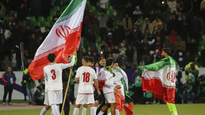Arsip - Para pemain Iran merayakan kemenangan setelah pertandingan Kualifikasi Piala Dunia FIFA 2026 Grup A zona Asia antara Iran dan Uzbekistan di Stadion Azadi pada 25 Maret 2025 di Teheran, Iran. (ANTARA/Fatemeh Bahrami/Anadolu/pri.)