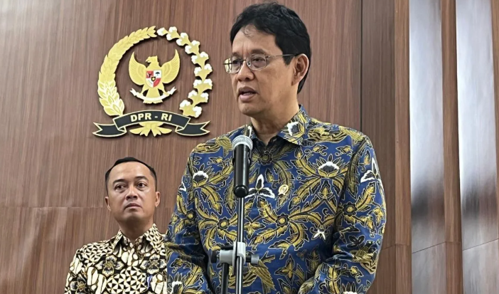 Arsip - Menteri Keuangan (Menkeu) Purbaya Yudhi Sadewa (kanan) dalam konferensi pers di Jakarta, Sabtu (6/6/2026). (ANTARA/AMuzdaffar Fauzan) <b>(Antara)</b>