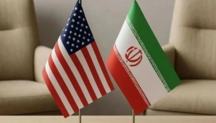 Ilustrasi - Bendera Iran dan Amerika Serikat. (ANTARA/Anadolu/py.) <b>(Antara)</b>