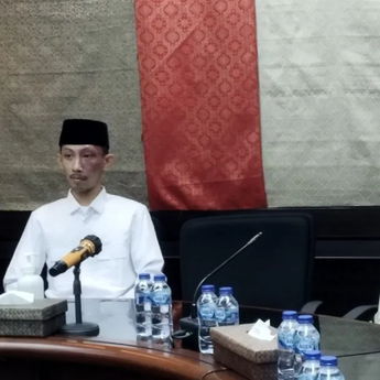 Gerindra Kasih Teguran Keras ke Anggota DPRD Jember yang Merokok saat Rapat