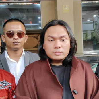 Keanu Bawa Bukti Rekening Koran untuk Bantah Terima Endorse dari Hanania Group