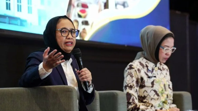 Wakil Kepala BGN Nanik S. Deyang (kiri). ANTARA/HO-BGN/am.