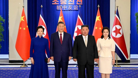 Presiden China Xi Jinping menegaskan bahwa hubungan antara China dan Korea Utara memiliki ikatan historis yang kuat serta terus berkembang di tengah perubahan situasi global.