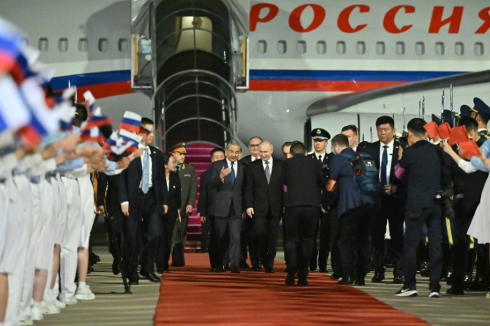 Presiden Rusia Vladimir Putin tiba di Beijing pada 19 Mei 2026 dalam rangka kunjungan kenegaraan ke China. (Xinhua/Shen Hong) <b>(Antara)</b>