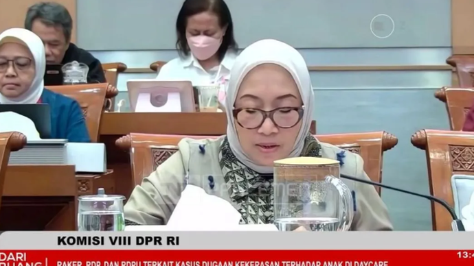 Menteri Pemberdayaan Perempuan dan Perlindungan Anak (PPPA) Arifah Fauzi dalam rapat kerja dengan Komisi VIII di Jakarta, Selasa (9/6/2026). ANTARA/Anita Permata Dewi