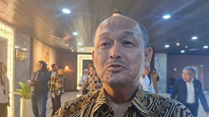 Deputi Bidang Perencanaan Strategis dan Pengadaan Tanah Badan Bank Tanah Perdananto Aribowo menjawab pertanyaan wartawan di Jakarta, Senin (18/5/2026). ANTARA/Aji Cakti.