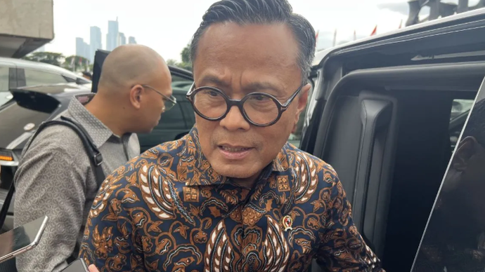 Kepala Badan Pengaturan (BP) BUMN Dony Oskaria memberi keterangan ketika ditemui di Kompleks Parlemen Senayan Jakarta, Senin (25/5/2026). (ANTARA/Putu Indah Savitri)