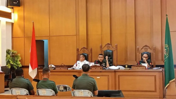 Sidang pemeriksaan terdakwa kasus dugaan penculikan dan pembunuhan terhadap seorang kepala cabang (kacab) bank berinisial MIP (37) di Pengadilan Militer II-08 Jakarta, Cakung, Jakarta Timur, Selasa (5/5/2026). (ANTARA/Siti Nurhaliza).