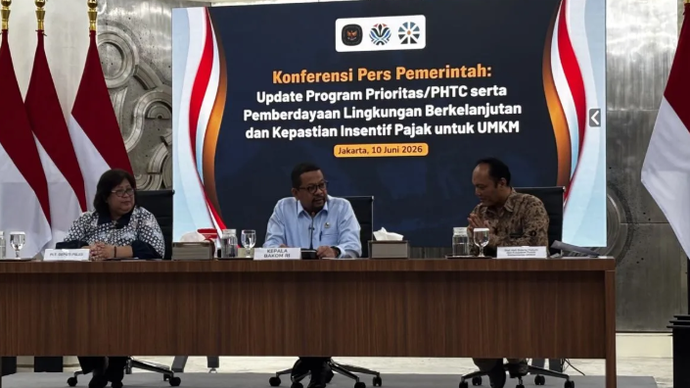 Kepala Bakom RI Muhammad Qodari (tengah) dalam konferensi pers di Jakarta, Rabu (10/6/2026) ANTARA/Prisca Triferna