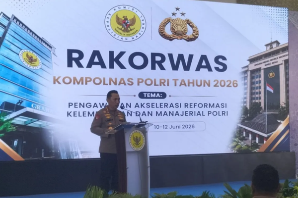 Kapolri Jenderal Polisi Listyo Sigit Prabowo saat memberikan paparan dalam Rapat Koordinasi Pengawasan (Rakorwas) Komisi Polisi Nasional (Kompolnas) di Jakarta Utara, Rabu (10/6/2026). (ANTARA/Walda Marison)