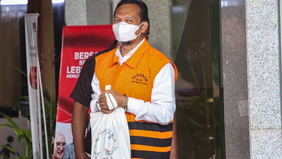 Komisi Pemberantasan Korupsi mengungkap dugaan penerimaan gratifikasi oleh mantan Direktur Prasarana Perkeretaapian Direktorat Jenderal Perkeretaapian (DJKA) Kementerian Perhubungan, Harno Trimadi, yang diduga menerima pemberian dari sejumlah kepala 
