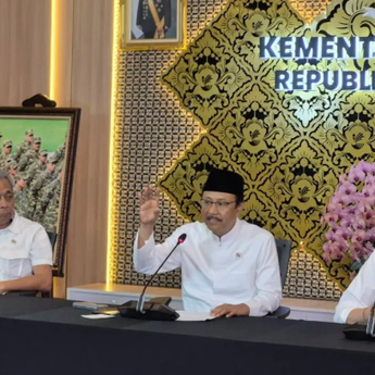 Mensos Nonaktifkan Dua Pejabat Kemensos Terkait Evaluasi Pengadaan Sepatu Sekolah Rakyat