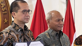 Kementerian Transmigrasi bersama SKK Migas menyepakati pengembangan 13 sumur baru minyak dan gas bumi (migas) di kawasan Hak Pengelolaan Lahan (HPL) transmigrasi Samboja, Kabupaten Kutai Kartanegara, Kalimantan Timur.