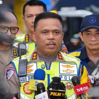 Kakorlantas Sebut Lalu Lintas Tol Trans Jawa Masih Padat