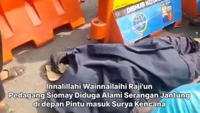 Seorang pedagang siomay meninggal dunia diduga akibat serangan jantung di Pintu masuk Suryakencana atau lebih tepatnya di seberang Kebun Raya Bogor.