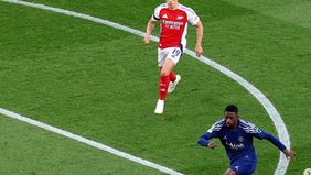 Penjaga gawang PSG, Gianluigi Donnarumma mementahkan sederet peluang emas Arsenal.