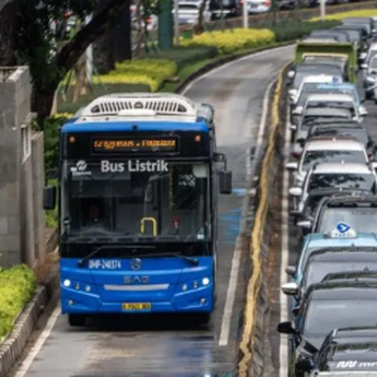 TransJakarta Sesuaikan Rute Imbas Demo, Ini Daftar Rutenya