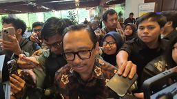 Pemerintah Kaji Penyelesaian Utang Whoosh, Wamen Juda: Jangan Sampai Stop Beroperasi